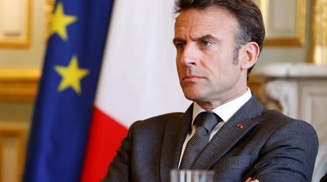 MESAZH RUSISË/ Macron: Duhet të pranojë propozimin për armëpushim 30-ditor për një zgjidhje paqësore