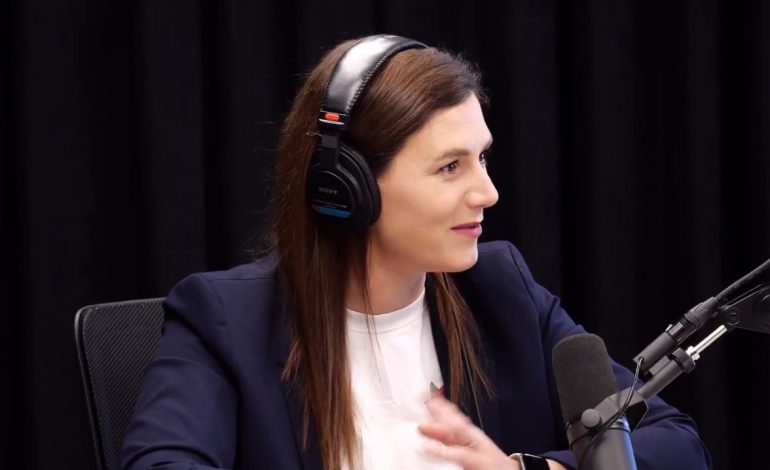 “NË FILLIM S’E BESOJA”/ Muzhaqi për nisjen e karrierës në PS: Kur mora telefonatën u impresionova, mendova që Shqipëria po ndryshon
