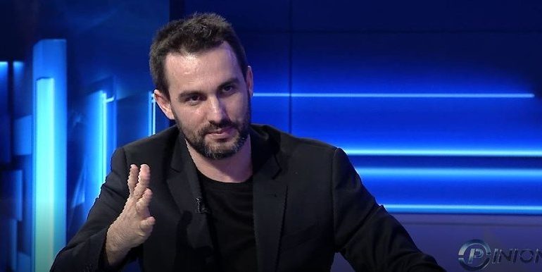 PAS KRITIKAVE/ Lapaj heq babain nga lista e kandidatëve