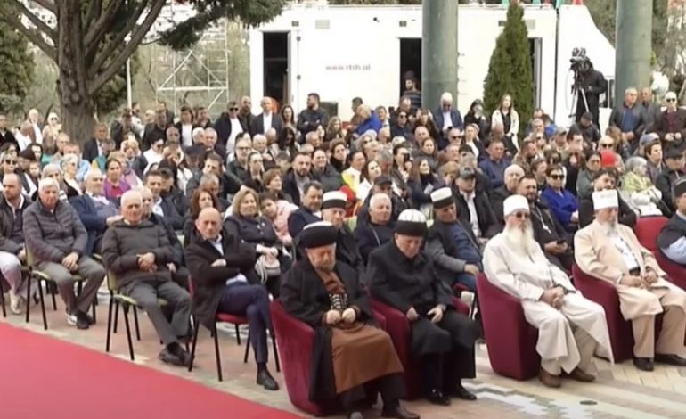 FESTA E SULLTAN NEVRUZIT/ eremonia në kryegjyshatën botërore bektashiane në Tiranë, marrin pjesë qindra besimtarë