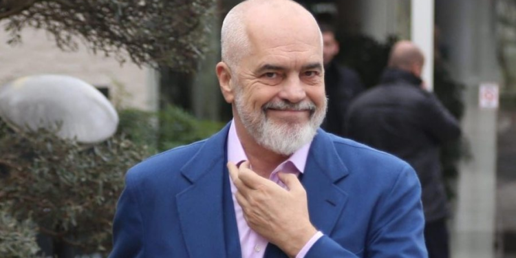 11 MAJI/ Rama shpalos sot programin e Partisë Socialiste për mandatin e katërt