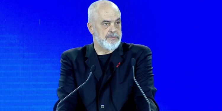 “10 VITE PA TAKSË DHE TVSH”/ Rama thirrje shqiptarëve në Greqi të investojnë në Shqipëri: Ju del më mirë llogaria