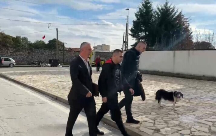 PËRPLASJA ME ARMË ZJARRI NË BUSHAT/ Apeli i GJKKO-së lë në burg Samuel Troshanin dhe Izmir Sakicën