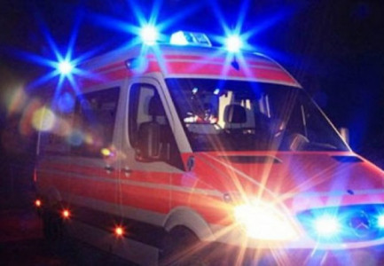 E TRISHTË/ E përplas makina, humb jetën në spital fëmija 2 vjeç