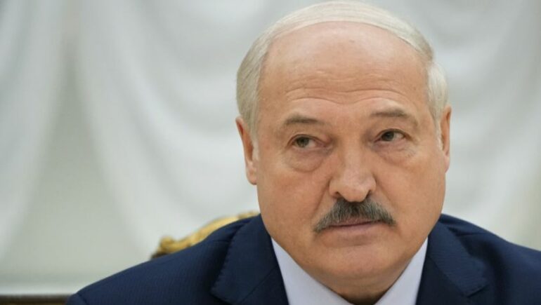 “JAM NJË PRESIDENT I LUMTUR”/ Lukashenko: Gjysma e botës ëndërron për diktaturën tonë
