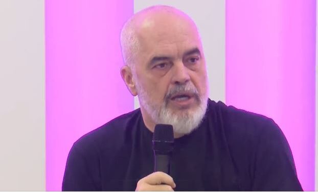 “STRESI ZERO, GJUMI TOP…”/ Rama nuk ik kursen sërish batutat për Bashën: E kam ditë gëzimi sot se jam lidh me Lulin…