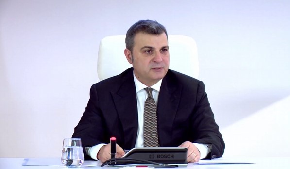 “INFLACIONI NË NIVELE TË ULËTA”/ Sejko: Tensioni i lartë gjeopolitik dhe tarifat tregtare mund të sjellin një goditje oferte me pasoja negative