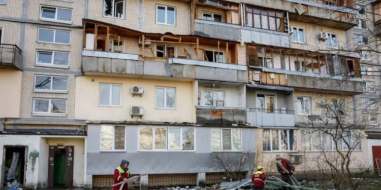 LUFTA/ Breshëri dronësh në Ukrainë, shtatë të vdekur nga sulmet ruse