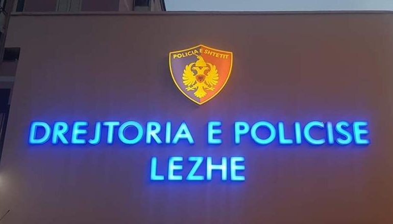 DETAJET E PARA/ I riu u kërcënua me armë zjarri nga 4 persona, Policia e Lezhës nis hetimet