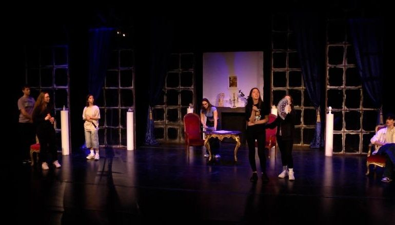 “TK RIN ART”/ Festivali teatror, 120 gjimnazistë në garë! Astjano Shehaj: Vendosa të merrem me teatër kur isha 10 vjeç