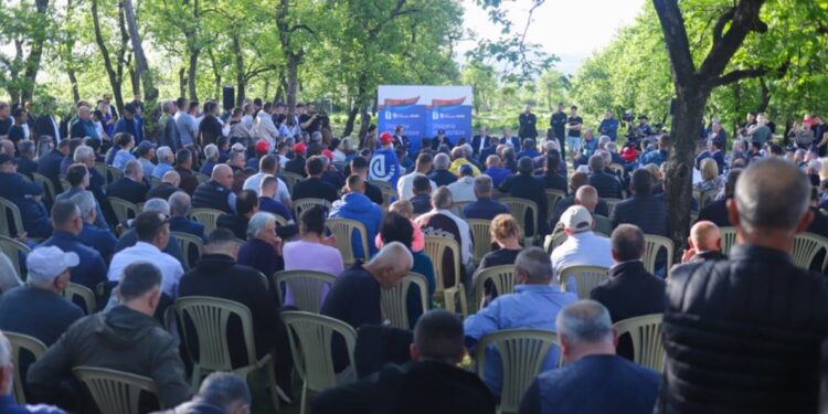 AKUZAT e Berishës: Paratë e subvencioneve të BE nuk i morën fermerët, por Edi Rama me suitën e tij