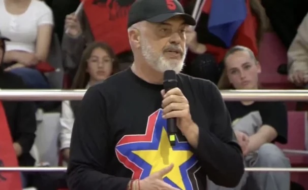 "NUK E DIJA SE EKZISTONTE NDONJËHERË ALTIN DUMANI"/ Rama: Dikur ai ishte i çarmatosur, sot po vendos drejtësi me “shpatën” që i dhamë ne
