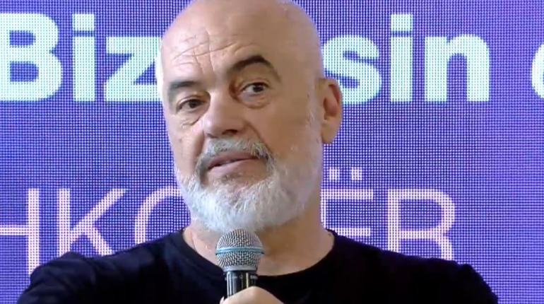 11 MAJI/ Rama në Shkodër: Biznesi i vogël, taksë zero deri në 2029! 700 milionë euro i janë lënë biznesit, nuk janë marrë në arkën e shtetit