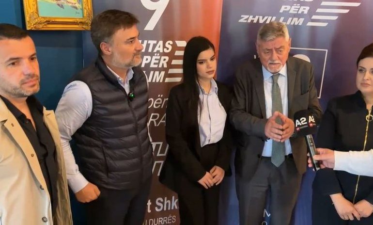 “PALLATET E ARABËVE, E ITALIANËVE…”/ Dash Shehi sulmon Ramën nga Durrësi: Po ndan njerëzit, disa jetojnë në luks dhe disa në mjerim