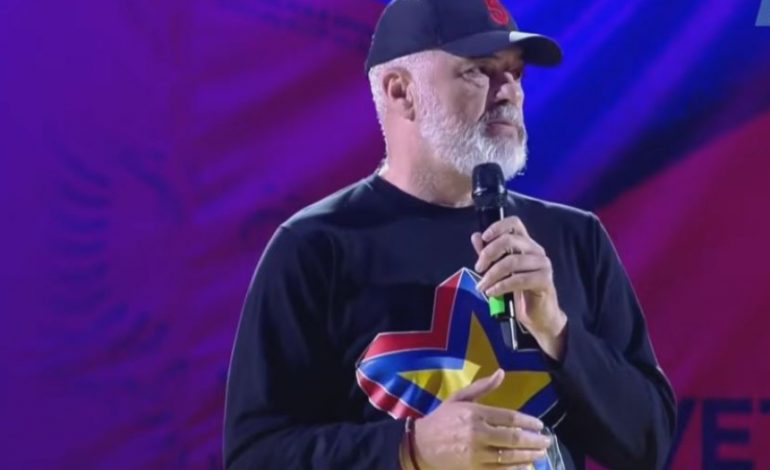 “SA MË SHUMË NA QEPEN NE I SHQEPIM”/ Rama me gratë në Vlorë: Kush thotë se fajin e ka populli, është çyryk. Ja arritjet e PS-së