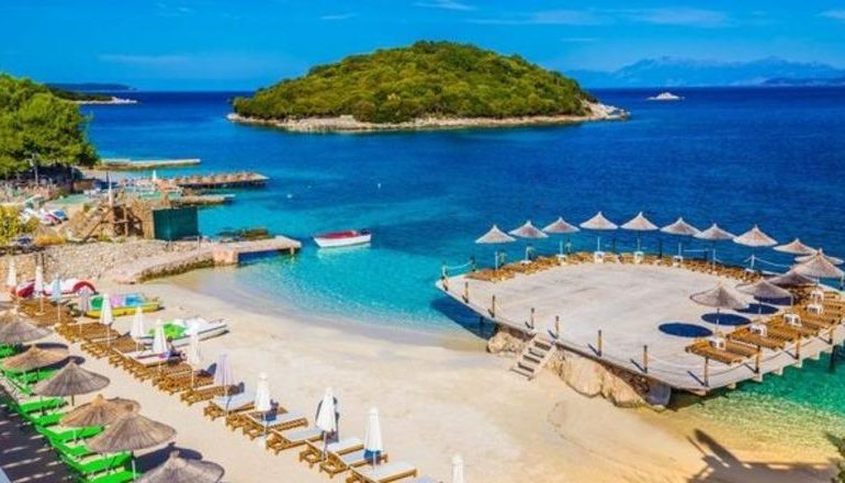 ARTIKULL PËR SHQIPËRINË/ Media britanike ‘Express’: E lirë dhe me bukuri natyrore, një nga destinacionet më të përballueshme në Evropë
