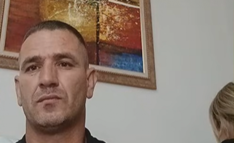 PLAGOSJA E 17-VJEÇARIT NË SARANDË/ Babai i të miturit: U godit me tre leva në kokë, është në gjendje të rëndë