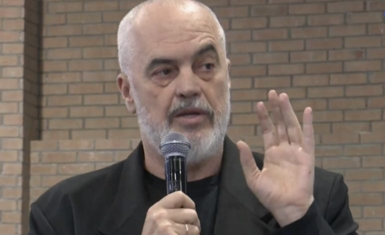FLET NGA SHKOLLA “BESNIK SYKJA”/ Rama: Mbyllja e TikTok ka qenë hapi i duhur! Do mbrojmë adoleshentët nga ky rrjet social