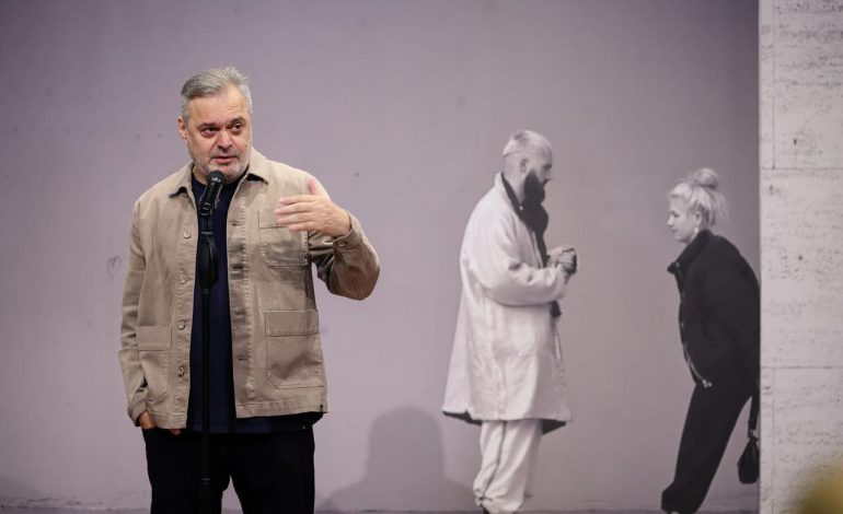 “SHQIPTARË TË PANJOHUR”/ Rama promovon ekspozitën fotografike të Ben Blushit: Për të mos u humbur