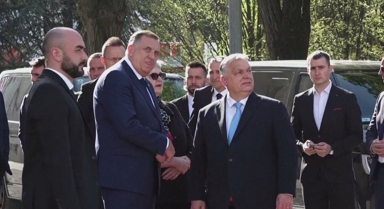 “NUK E PRANOJMË KURRË NATO-n”/ Dodik: Duam aleancë ushtarake me Serbinë e Hungarinë