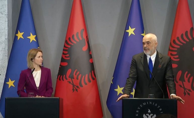 “EUROPA DUHET TË SHTRËNGOJË RADHËT”/ Rama: Lufta nuk është një film bardh e zi i së shkuarës, por kërcënim real