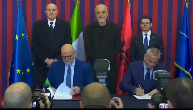 NË SHQIPËRI DO TË PRODHOHEN ANIJE/ Nënshkruhet marrëveshja me Fincantierin! Firmoset edhe Letra e Mirëkuptimit për dhurimin e anijes ‘Libra’