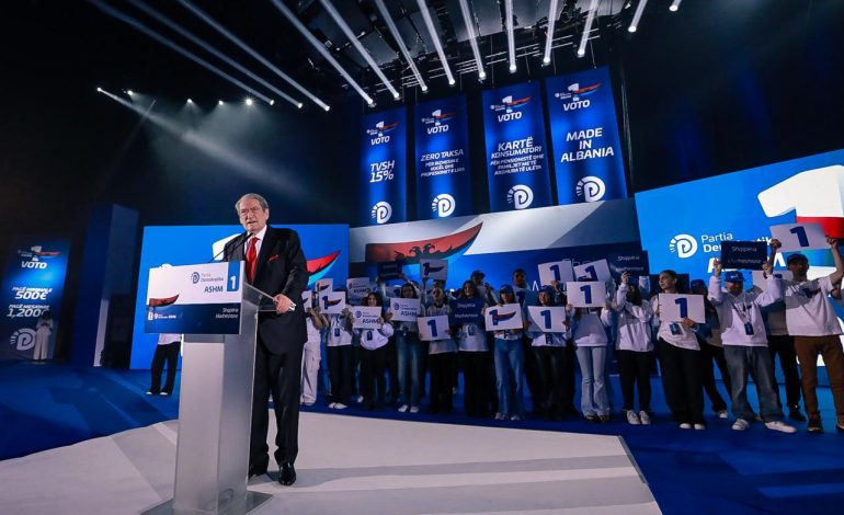 “DO KTHEJMË PARATË SËRISH TE QYTETARËT”/ Berisha: Nuk do i marrë më Lubi Balluku që lan makinën me 10 mijë euro në muaj