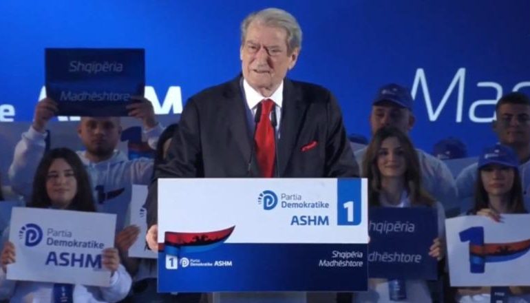 AKUZA RAMËS PËR PROGRAMIN/ Berisha: Kopja mbetet kopje, sot sheshin e kishte bosh