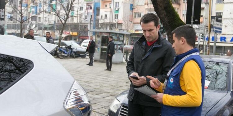 REAGON NGA BURGU/ Veliaj: Nga karriget dhe bidonat, tek parkingjet moderne, Tirana 10 vite transformim