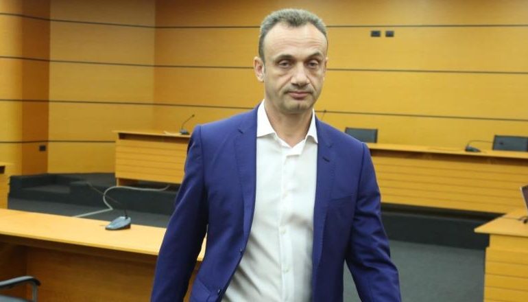 DOSJA “TOYOTA YARIS”/ SPAK jep pretencën për Aurel Zarkën, 4 vite burg për ish-kryeprokurorin e Vlorës! GJKKO i pranon gjykimin e shkurtuar