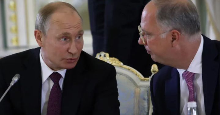 “DIALOGU U SHKATËRRUA NË KOHËN E BIDEN”/ I dërguari i Putinit mbërrin në Uashington për bisedime me administratën Trump