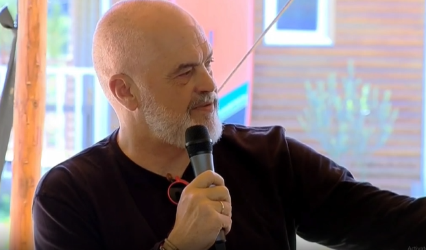 TAKIM ME OPERATORË DHE BIZNESE/ Rama: Përmeti ishte si xhep i harruar, sot ka 150 mijë turistë! Agroturizmi ka ndryshuar lojën