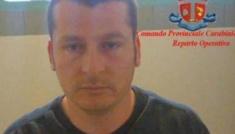 MEGAOPERACION NË DURRËS/ Arrestohen 3 persona, policia: Ishin në restorant! Mes tyre Xhevdet Plaku, i arratisur nga…