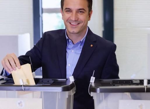 “VOTA PËR SALIUN, DO TË THOTË T’I VËSH SHKELMIN…”/ Veliaj thirrje nga qelia: Më 11 maj votoni për Ramën e PS