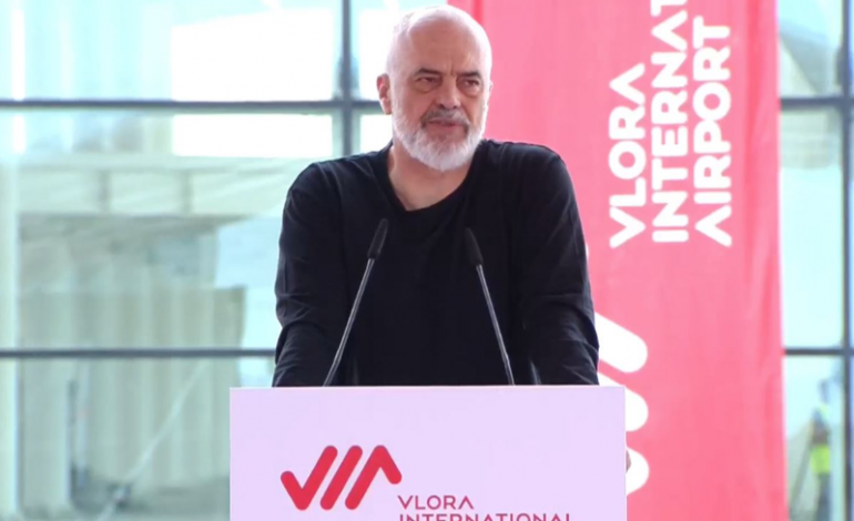 FLUTURIMI I PARË NË AEROPORTIN E VLORËS/ Rama: Ishte një projekt tejet sfidues