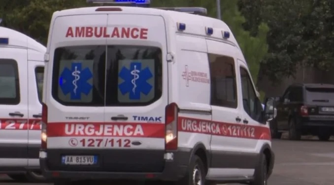 SHERR I RËNDË MES ADOLESHENTËVE NË KUKËS/ 15-vjeçari goditet me thikë nga bashkëmoshatari
