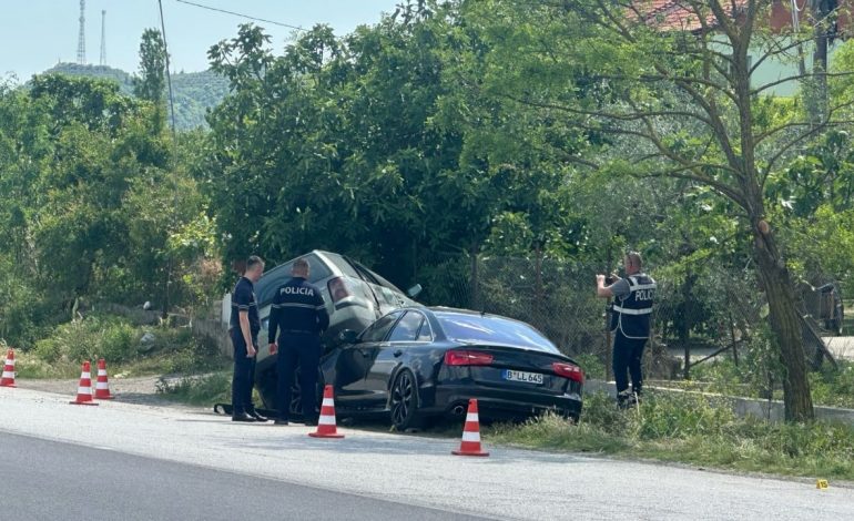 AKSIDENT I FRIKSHËM NË AKSIN RRUGOR PEQIN-ELBASAN/ Çifti i bashkëshortëve në gjendje të rëndë