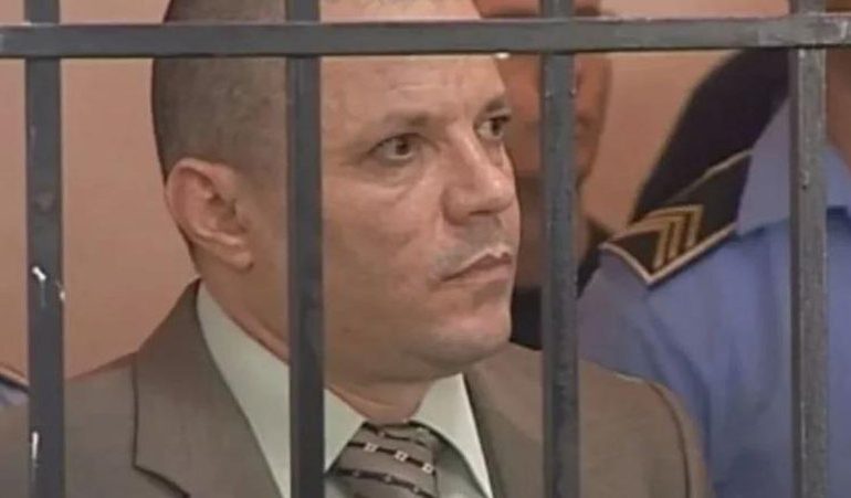 USHTARI I ALDO BARES HUMB BETEJËN LIGJORE NË ANGLI/ Përdori 2 “non-gratat” e Berishës për marrje azili