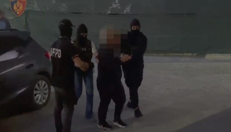 E DËNUAR NË ITALI PËR TRAGIK DROGE/ Arrestohet 47-vjeçarja në Elbasan