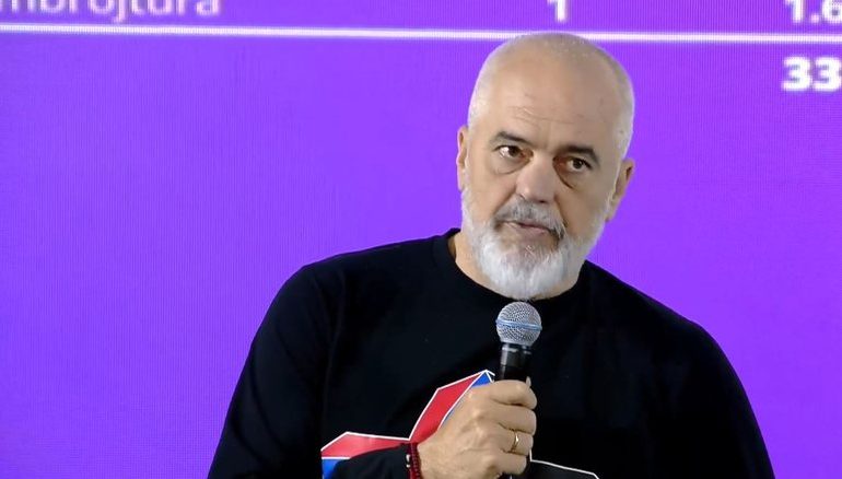 FLET NGA GJIROKASTRA/ Rama: Në Shqipërinë 2030 do të ndërtohet aeroporti i ri i Gjirokastrës, do të jetë sezonal