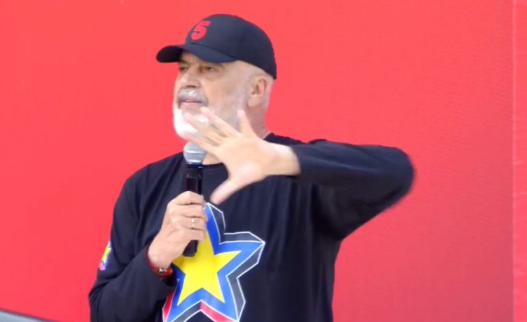 “NUK MUND TA LEJOJMË NE QË I MBYTURI…”/ Rama në Pogradec: Demokratët ta kuptojnë ku e hedhin votën