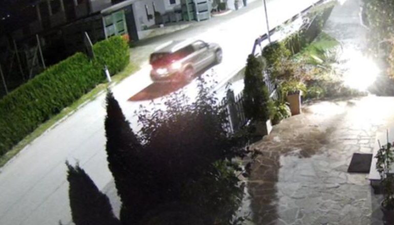 GRABITËN 24 SHTËPI NË ITALI/ Çmontohet banda e ‘skifterëve’ shqiptarë, 2 të arrestuar! Vlera e bastisjeve mbi 100 mijë euro