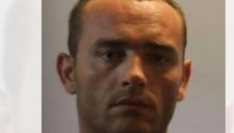 POLICIA BRITANIKE APËL PËR NDIHMË: Në kërkim shqiptari i dyshuar për grabitje me dhunë