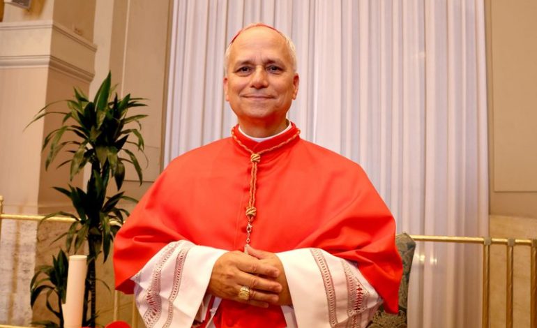 ZGJIDHET PAPA/ Kush është Kardinali Robert Prevost, i pari papë amerikan në histori