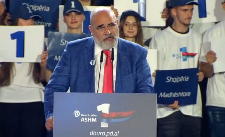 “E GJITHË BOTA PO I SHEH KËTO ZGJEDHJE”/ LaCivita: Votoni për të ardhmen tuaj! Zoti e bekoftë Shqipërinë