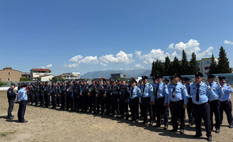 ZGJEDHJET/ Instruktazhi me punonjësit e Policisë, Proda porosi: Maturi, gjakftohtësi dhe ligji si udhërrëfyes