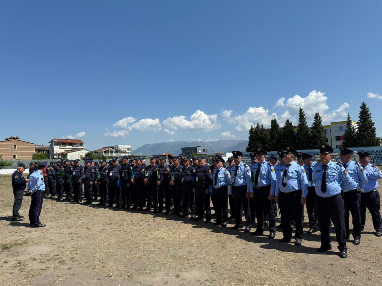 ZGJEDHJET/ Instruktazhi me punonjësit e Policisë, Proda porosi: Maturi, gjakftohtësi dhe ligji si udhërrëfyes