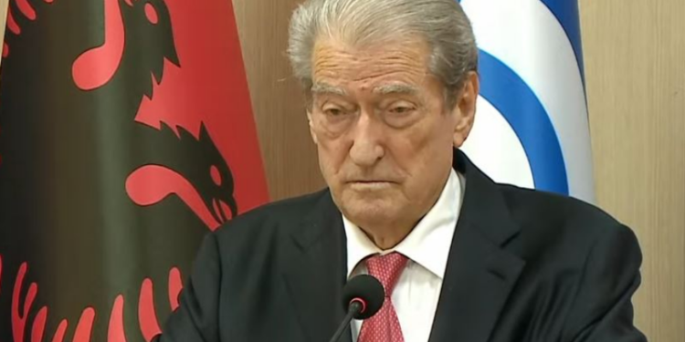 ZGJEDHJET E 11 MAJIT/ Sali Berisha: Nuk i njohim, bandat punuan për të futur në Kuvend 28 deputetë, duam qeveri teknike
