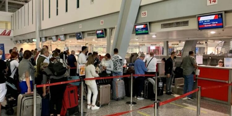 SAMITI I LIDERËVE TË BE/ Aeroporti “Nënë Tereza” bën njoftimin e rëndësishëm për udhëtarët