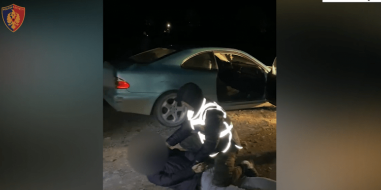 DETAJET E PARA/ Operacion antidrogë në Korçë, vihen në pranga disa persona
